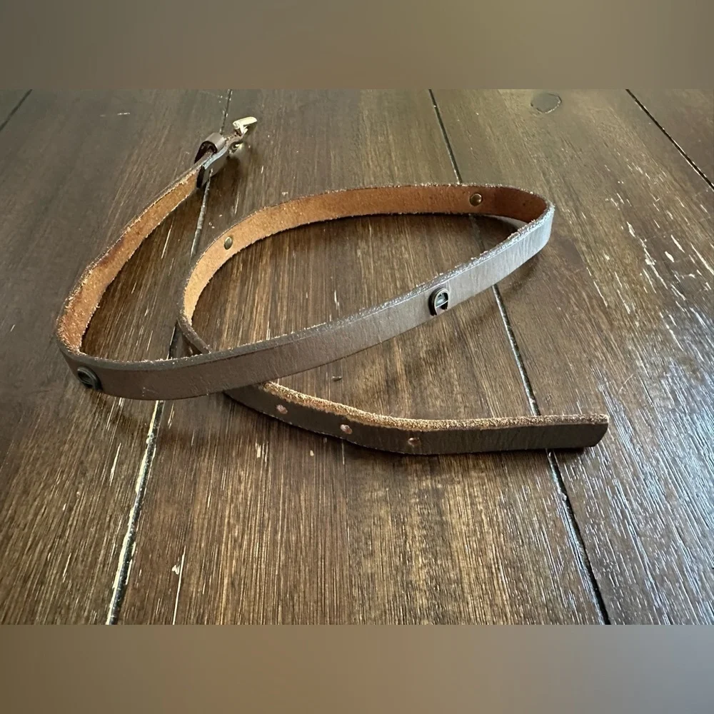 Vintage Etienne Aigner belt